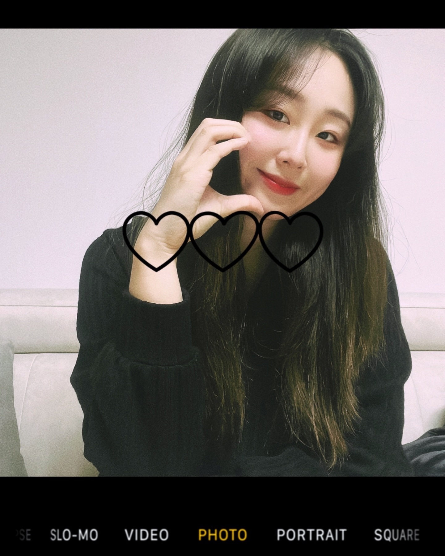푸하💕

울님들~~다들 즐거운 명절보내시고 행복한 한해되세요☺️

전 지금 이브닝 근무중이지만!! 
다행히 환자가 많이 없어서 다행이라고 생각하고 있습니당💕

올해는 또 어떤일이 일어날지... 어떤 사람을 만날지 
늘 기대에 부풀고 걱정도 되지만!! 

이번해도 늘 그랬던것처럼 
무탈하게 한해를 보냈으면 좋겠오용💕