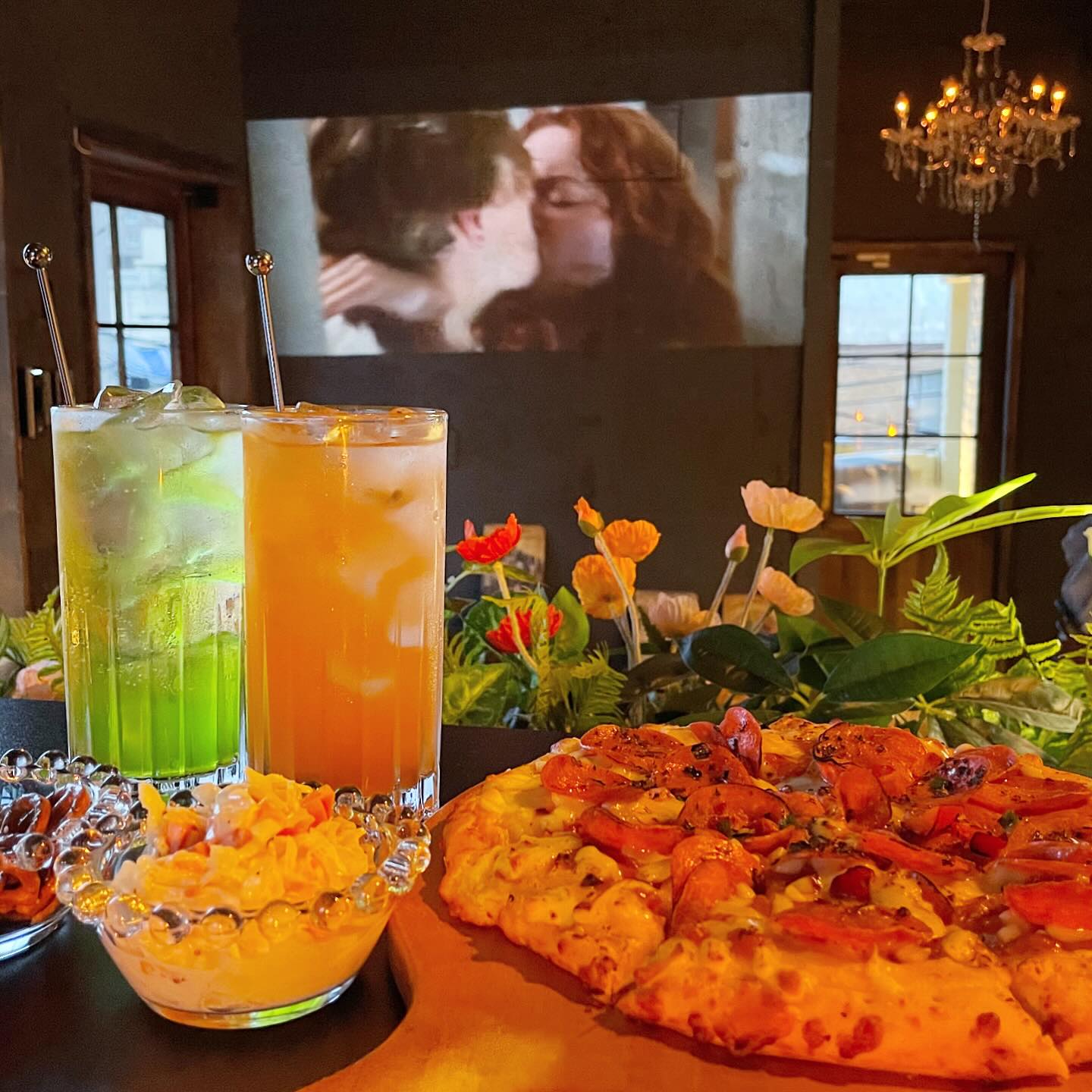 오비아리저브🍕🍹🍷🍽️⛲️
.
광안리 분위기&술 맛집❣️
분위기에 취해버려 
.
.
.
.
.
#광안리핫플 #광안리데이트 #오비아리저브 #광안리칵테일바