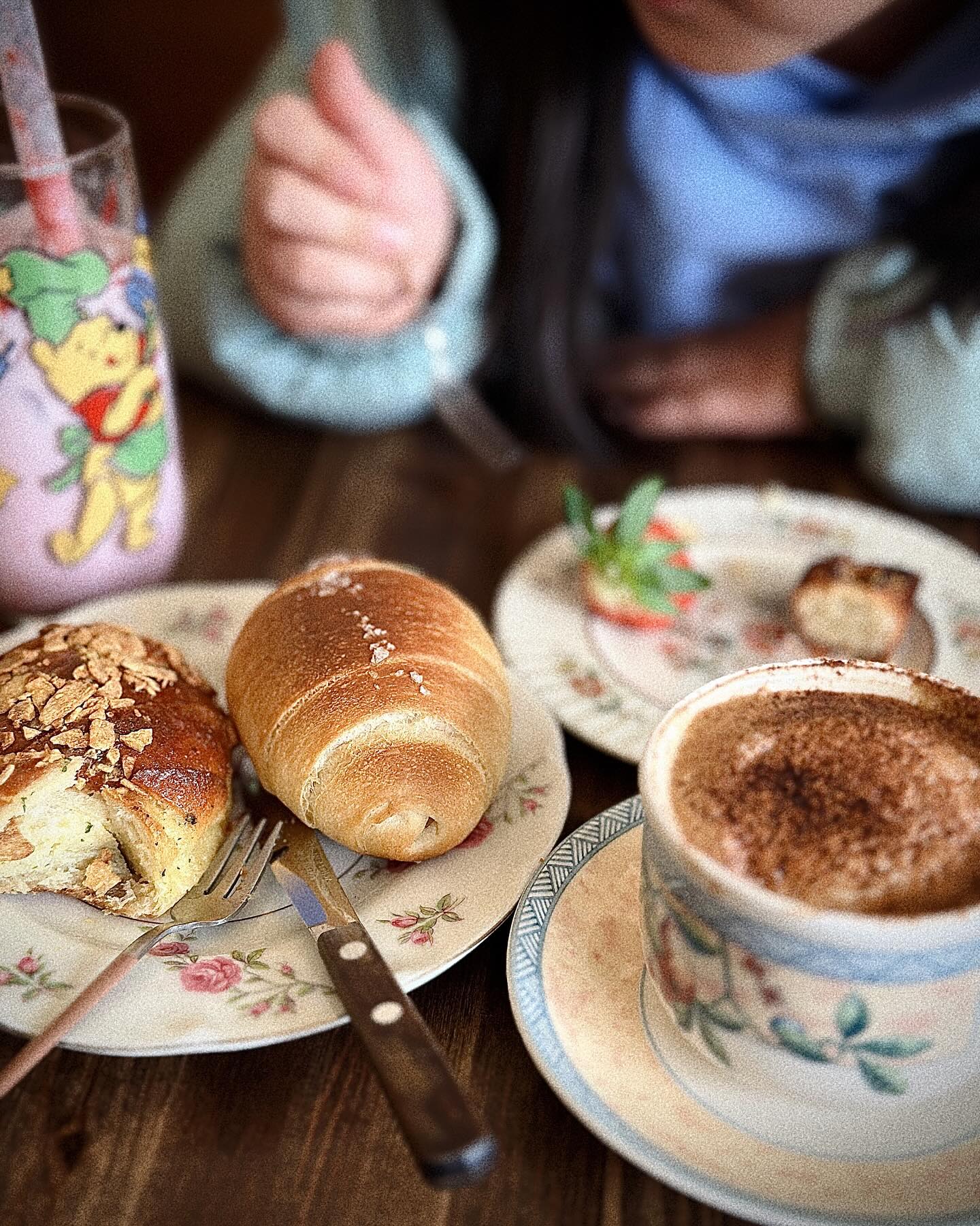 딸램이와 데이트💕
소금빵이 넘 먹고 싶포서…

#소금빵
#동탄빵집🥖🥐