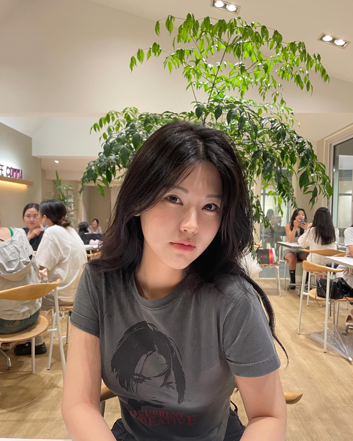 바쁜 애들한테 맨날
심심하다고 놀아달라고 
떼를 써 그냥....
🥲