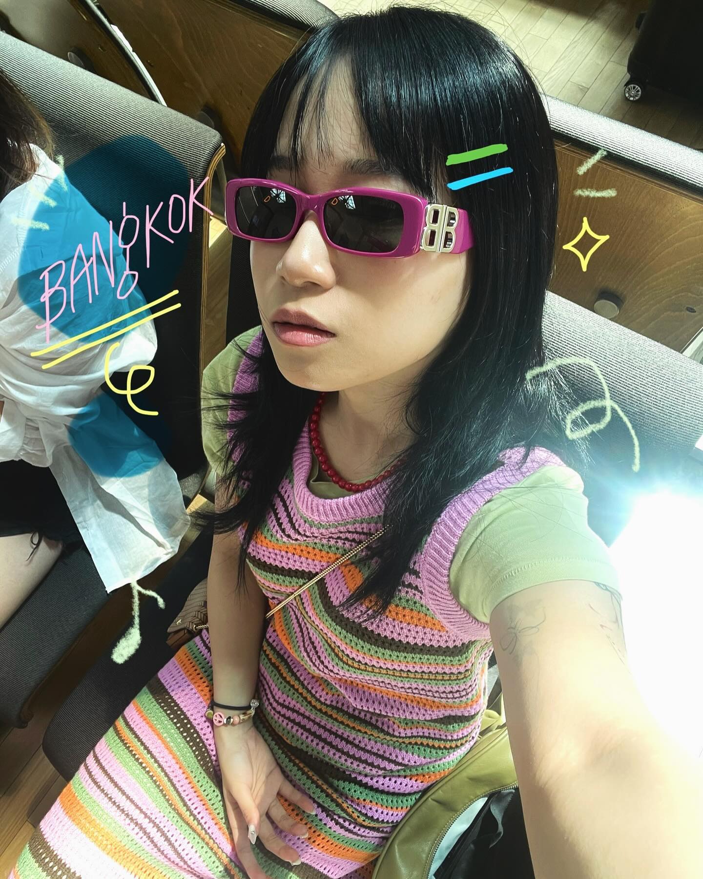 🇹🇭 DaY 1
: 5시간 40분 비행은 날 힘들게😵‍💫
태국은 덥고 엄청 습해서 가만히 서있기만..해도 땀이 난다
그리고 벌레들이 엄청 크고..(숙소 가는 길에서만 빅 바퀴벌레 8마리 본 듯) 기절 할 뻔🌞

📌감자과자가 700원대라면..?
