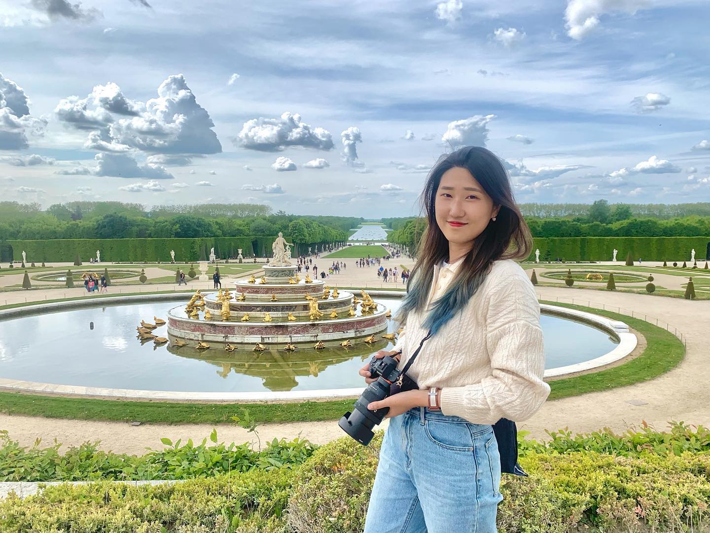 One of the best time in France❤️
베르사유 정원 너무 좋았다!
베르사유 궁전은 한 번으로 충분하지만 정원은 계속 가도 너무 최고🌿
-
#유럽여행 #베르사유 #파리여행 #베르사유궁전 #베르사유정원 #프랑스여행 #유럽에서뭐하지 #세시간전