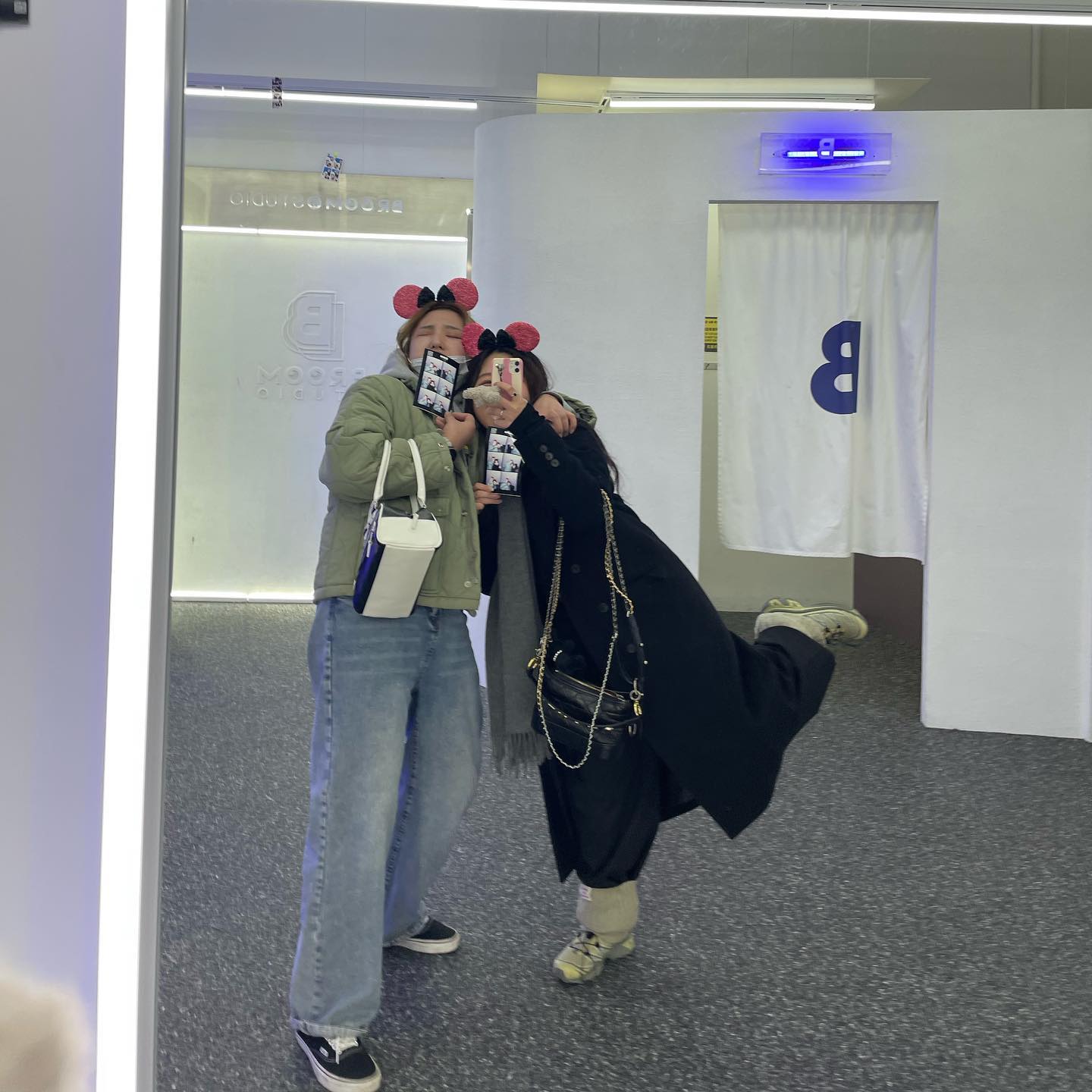 신난 자부 둘 ✌🏻
스트레스 오지게 풀었댜 🤪