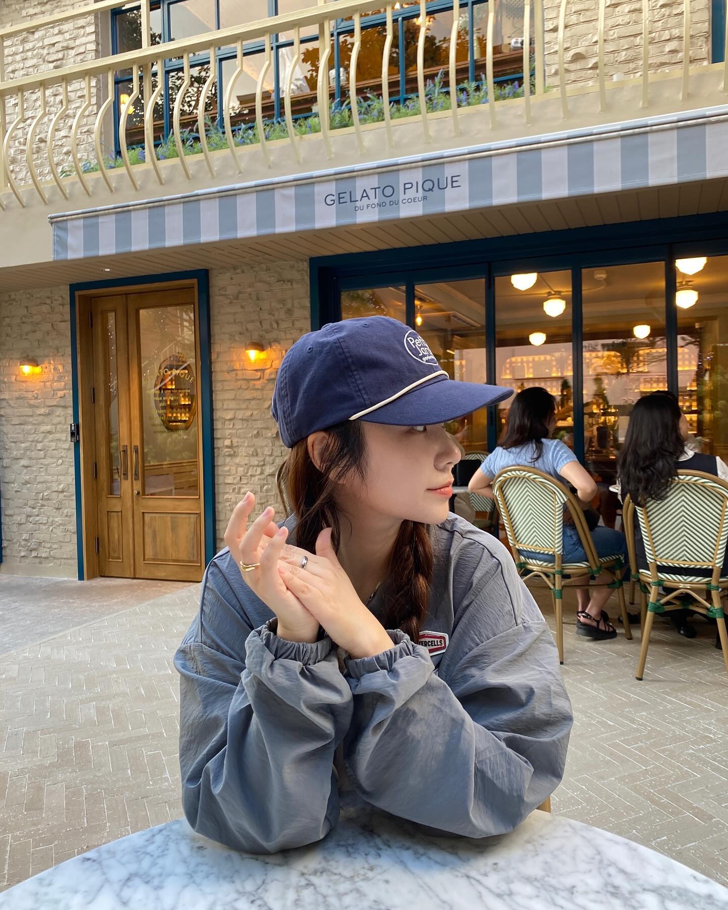 오랜만에 한냄똥
 
 
#한남동카페 #젤라또피케 #비터셀즈 #ootd #한남동
