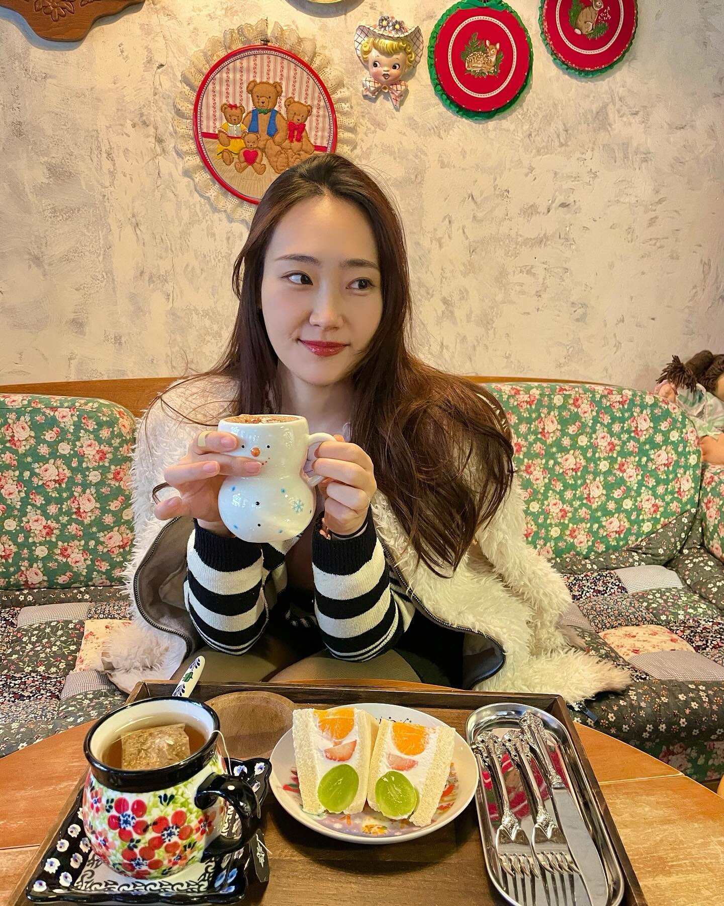 작은 카페라서 더더 좋았던 곳💕
요기 가서 눈사람 머그잔에 핫초코+캐롤 들으면 극락

사진 너뮤 많다아🫠