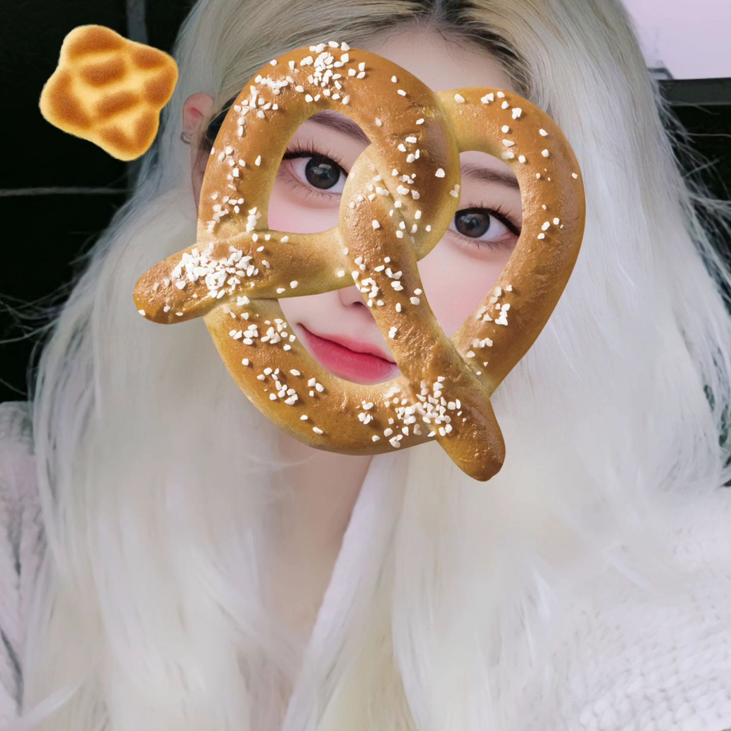 다음 머리색 추천 받는다. 👱🏻‍♀️

어두운 색은 사절한다.