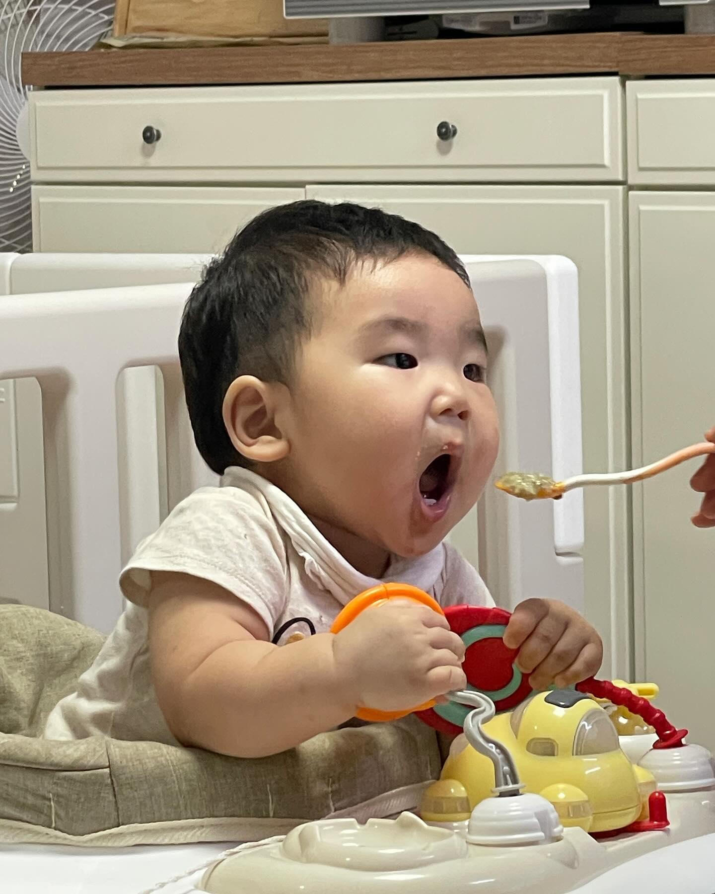 참세 쫍쫍 🩵🩵입을 쩍쩍 🧡🧡 

#이유식#이유식먹방#먹방요정