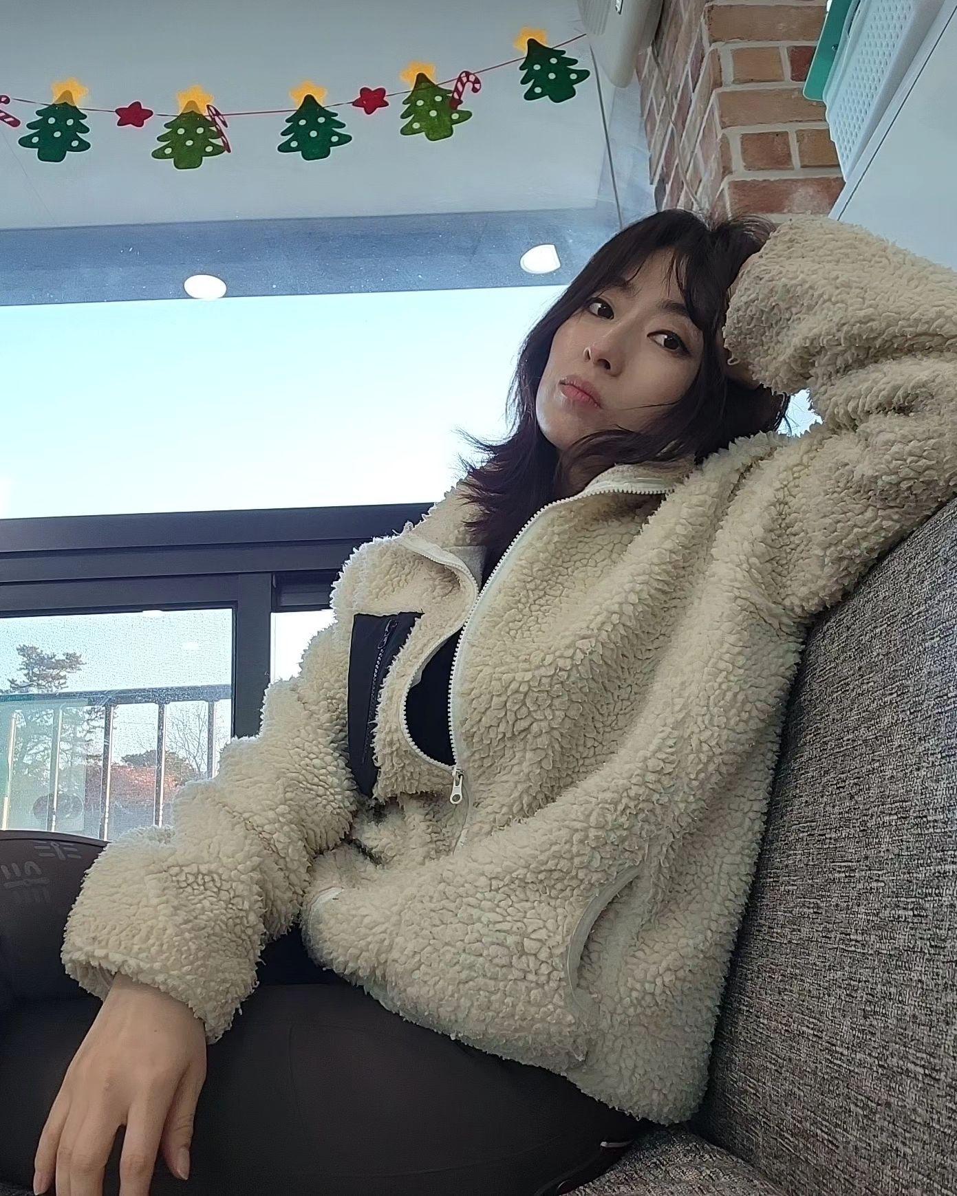 혼자서도 잘 노는 편;;)
.
작업복이 많이 더러워졌구나
이제그만 빨아줘야겠다😂
.
근데,
구보하는데 2년 걸린다는거
정상이예여??
.
