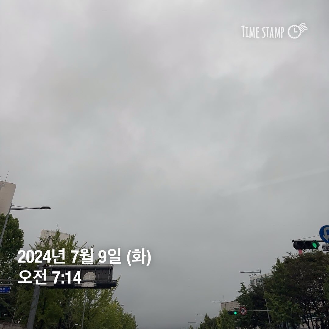 #굿모닝 

오늘도 수영완료

온라인 판매가 시작되었다 
적은 매출이지만 생각보다 
빠르게 매출이 나오기 시작했고
가속도를 붙이기 위해서 고민해보자

#오늘도굿모닝 #새벽수영 #모닝수영 
#운동스타그램💪 #수영스타그램 
#체력은국력 #주식회사이현동