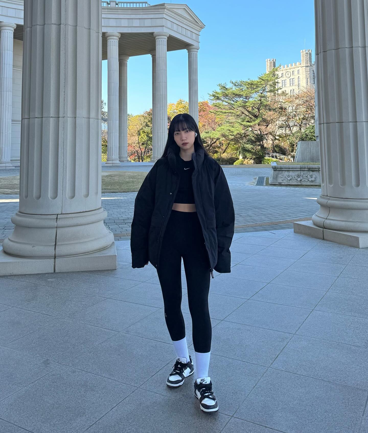 afresh_sports 
🖤 뉴써밋 에어볼 숏패딩

일상생활과 라이프생활 에서도 두루 착용할수 있는 어프레쉬 아우터 제품으로 겨울준비해요🤍
무신사 에서 특가로 구매가능!

#어프레쉬 #어프렌드 #무신사 #무신사브랜드 #무신사스포츠 #무신사플레이어 #플레이어 #스포츠브랜드 #데일리룩 #패딩 #숏패딩 #겨울자켓 #겨울점퍼 #가을자켓 #가을점퍼 #아우터 #아우터추천 #겨울코디 #가을코디