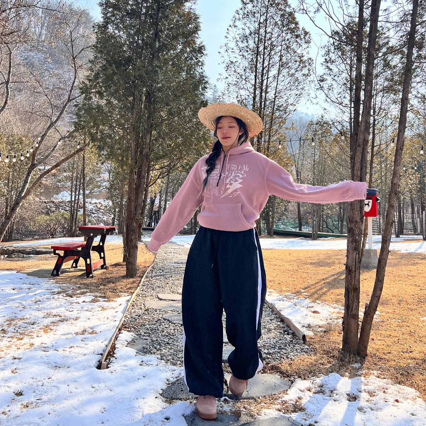 ☕️+👒+🐶+🍅 = 🤘🏻

슈퍼서브 공홈, supersub_kr 
무신사, 슈퍼서브29CM, 에이블리 베스트 아이템😊
피그먼트 색감이라 그런지 더 네츄럴하고 러블리한 핑크💕
.
.
.
.

supersub_kr #슈퍼서브
#무신사슈퍼서브 #슈퍼서브후드
#무신사베스트아이템 #맨투맨 #후드
#ootd #무신사스냅
#supersub