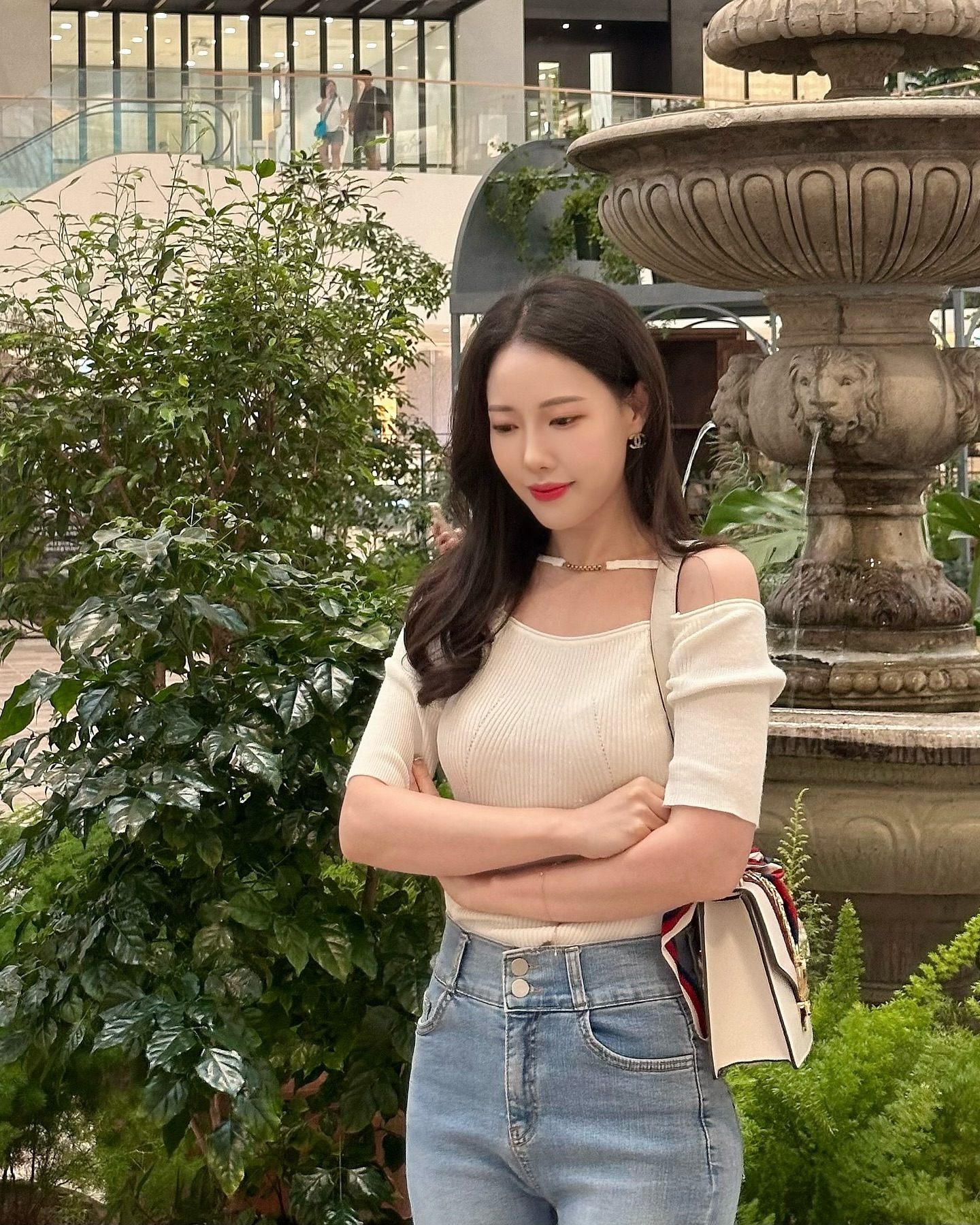 바쁜 와중에,

예쁜거 보고 맛있는거 먹고
소소한 행복 누리는 재미 . .💙