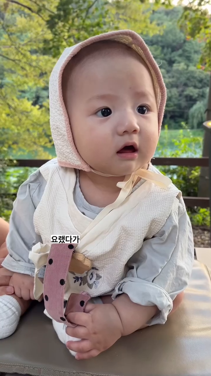 #아기릴스

아직도 아가지만 아가때 시절이 너무 그리운 요즘, 
옛날 사진들 보며 추억여행 하다가 만들어본 릴스✨

#베이비릴스 #baby #babyboy #babyreels #babyvideo #이랬다가 #요랬다가 #요래됐슴당