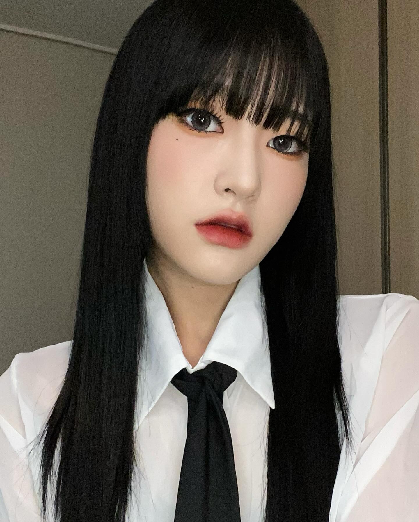 #제품협찬 myfipn 

평소에도 자연스러운 직경의 그레이 렌즈를 좋아하는데 
이 렌즈.. 이름 그대로 탕후루마냥 초롱초롱하게 만들어준다🫧🫐🫧

#마이피픈 #피븐 #프루티애쉬 #그레이렌즈 #탕후루렌즈