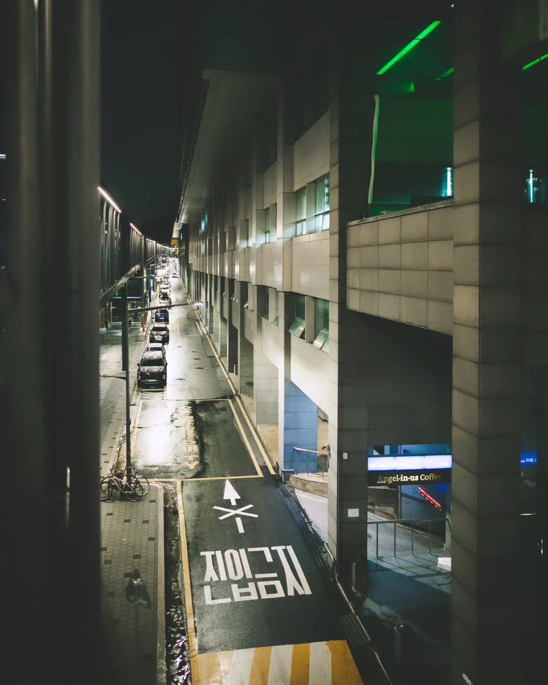 다음엔
빗소리에 한잔 하러 올께

#연휴
#힙지로
#빗소리
#한잔해