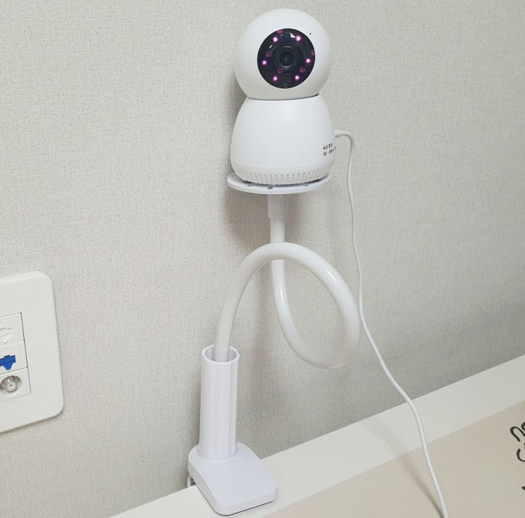 쉽고 편하게 설치 가능한 브이럽스 홈캠거치대 사용후기