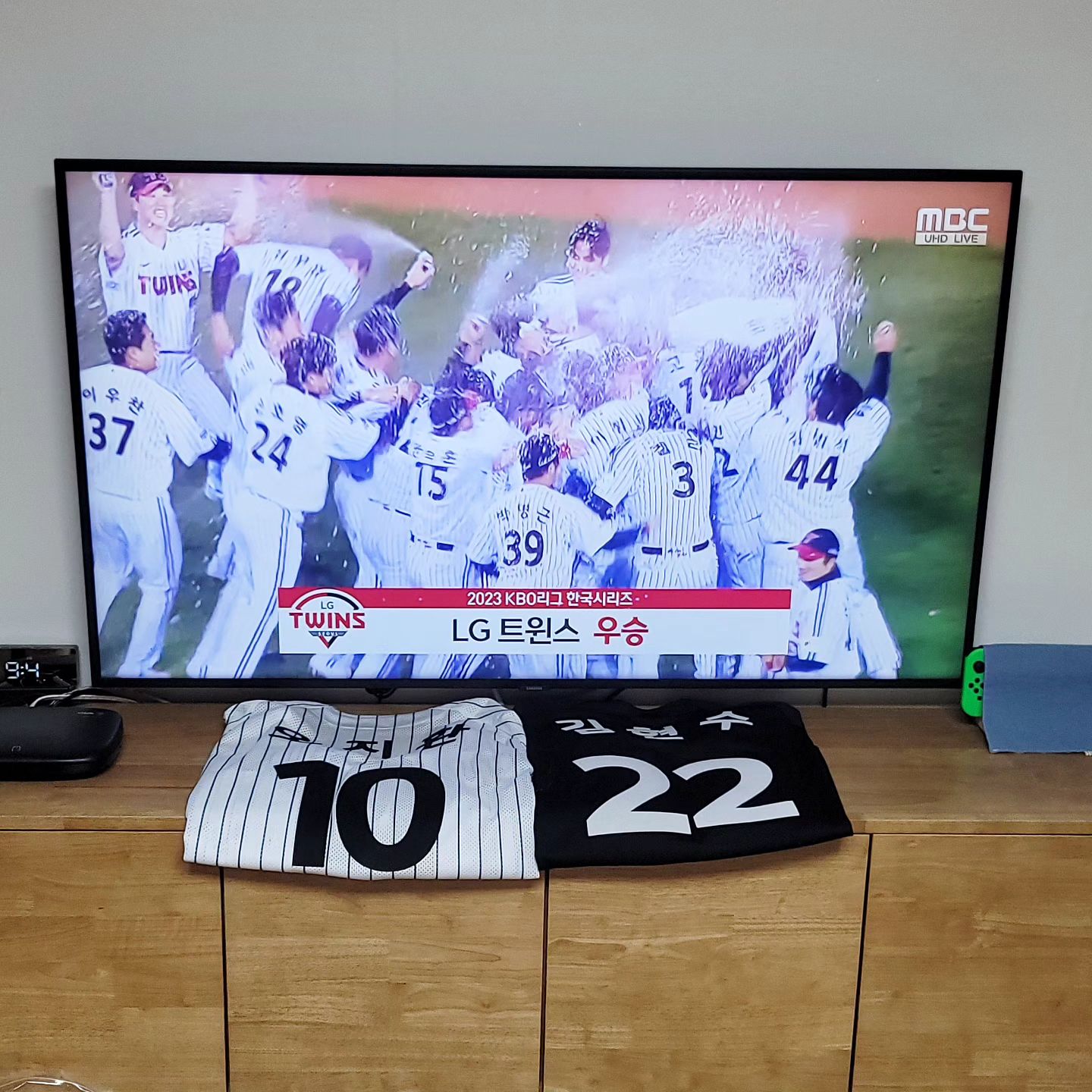 #2023한국시리즈우승
#무적엘지승리를위해
#엘지팬이라행복합니다💕 
#29년의기다림
#LGTWINS