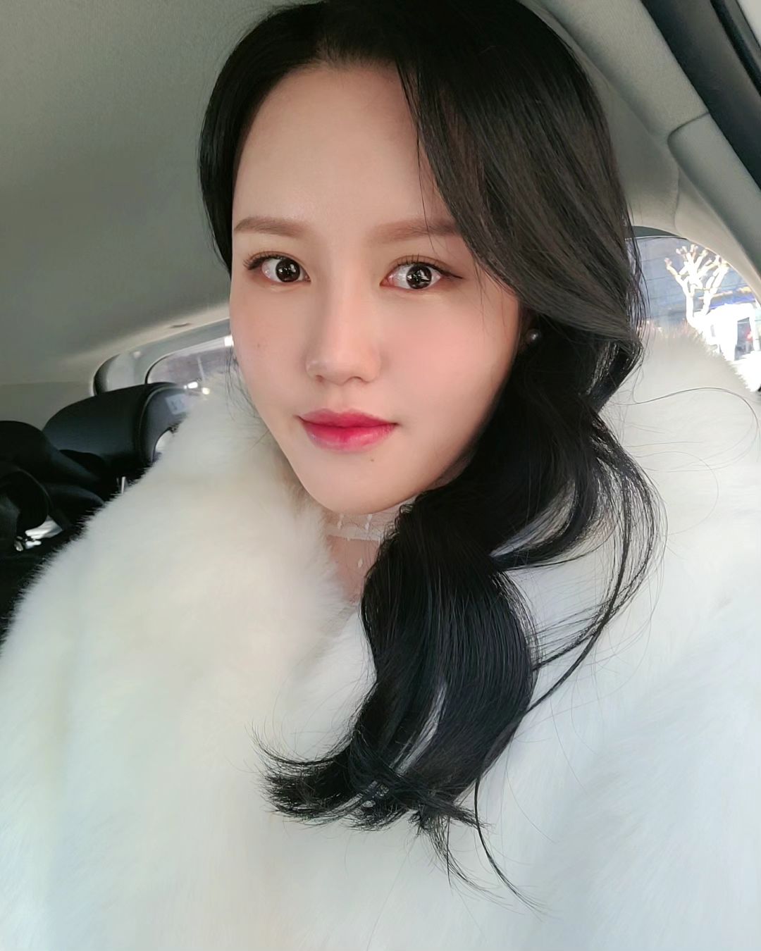 웨촬👰‍♀️
-
✨️헤메 : 보보리스 (boboris_wedding )
✨️플래너님 : 지혜팀댠님 (hyun.pl )
.
.
.
#일상 #데일리 #daily #직딩  #28 #좋아요 #like #follow #me #l4l #f4f #ulike  #selfie #셀피 #ootd #맞팔 #선팔 #소통 #팔로우 #송파 #잠실 #예신 #드레스 #웨딩촬영 #웨촬 #청담
