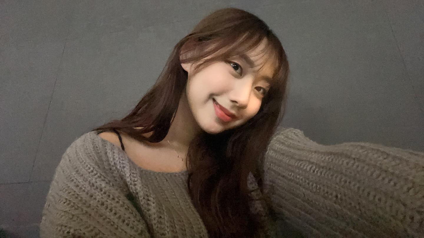 강의실 구석탱이에서✌️