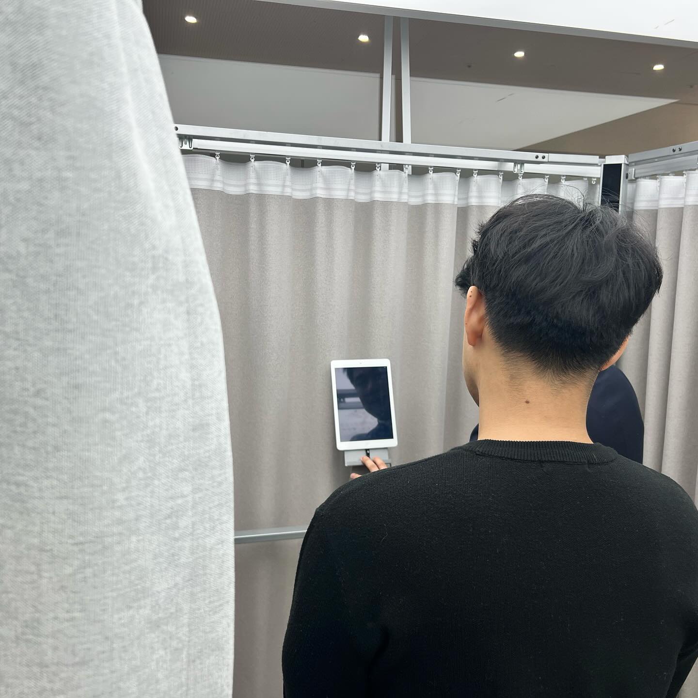 오빠뿐만아니라 가족 혼주 맞춤정장까지 클리어🔥

.

͙⁺˚*･༓☾　　☽༓･*˚⁺‧͙
결혼준비는 다이렉트 결혼준비 direct.wedding

추천인코드 : ❤️‍🔥 [ 오구커플 ] ❤️‍🔥
: 최초가입시 입력하시면 3만원 현금적립💸
: 스드메 및 혼구용품 구매시 포인트로 사용 가능👍🏻

.
👰🏻‍♀️🤵🏻
🌹캐쉬백 받고 포인트 모아서 스드메 0원
🌹합리적인 가격과 가성비 좋은 제휴업체
🌹든든한 비동행 플래너 
🌹하나뿐인 나만의 결혼 준비

#다이렉트결혼준비 #다이렉트웨딩 #결혼준비 #웨딩준비