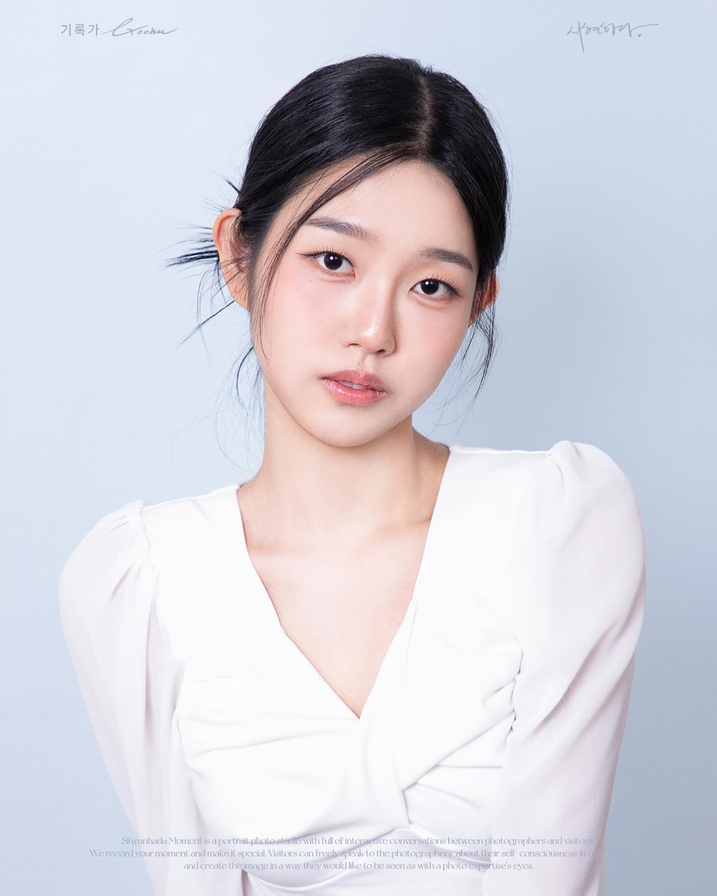시현하다 촬영 가시기 전에 헤메 받고 가셨어용!!ㅎㅎ 촬영 가시기 전에 헤메는 필수입니당!! 취향+어울리는 메이크업 찾아드려요!!ㅎㅎ 문의는 인스타 프로필 오픈채팅으로 부탁드려요🤗❤️