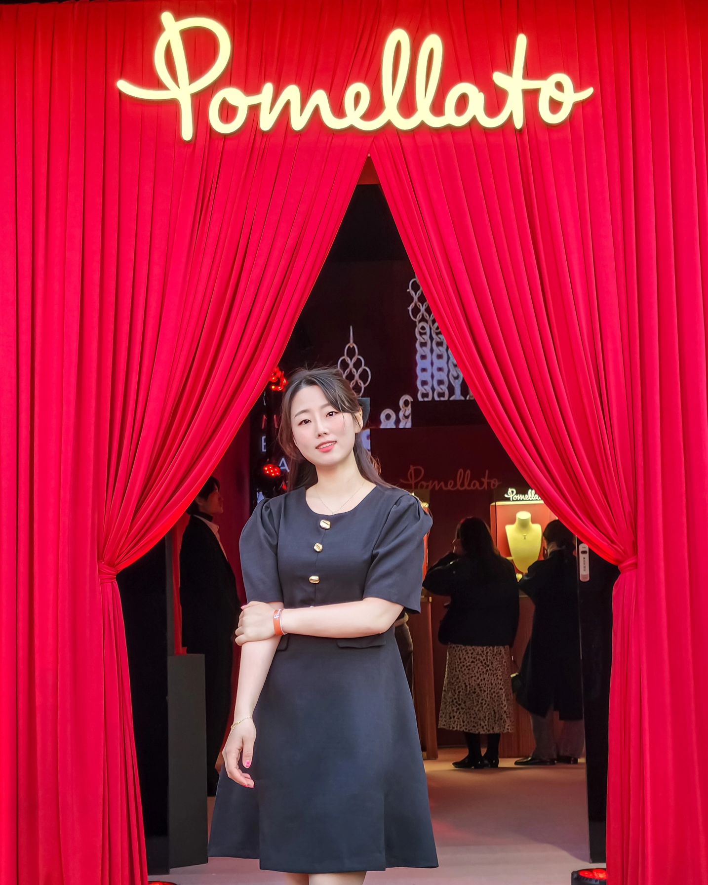 💍 Pomellato from Milan to Seoul
포멜라토 "폼폼닷" 컬렉션 런칭행사 다녀왔어요!

포멜라토CEO 사비나 벨리님 과, 배우 이보영님,
최지우님 등 많은분들도 봤어요
다들 너무 예쁘시고 멋져서 반해버렸네요 ㅎㅎ

pomellato
초대해주셔서 감사합니다 

#포멜라토 #pomellato