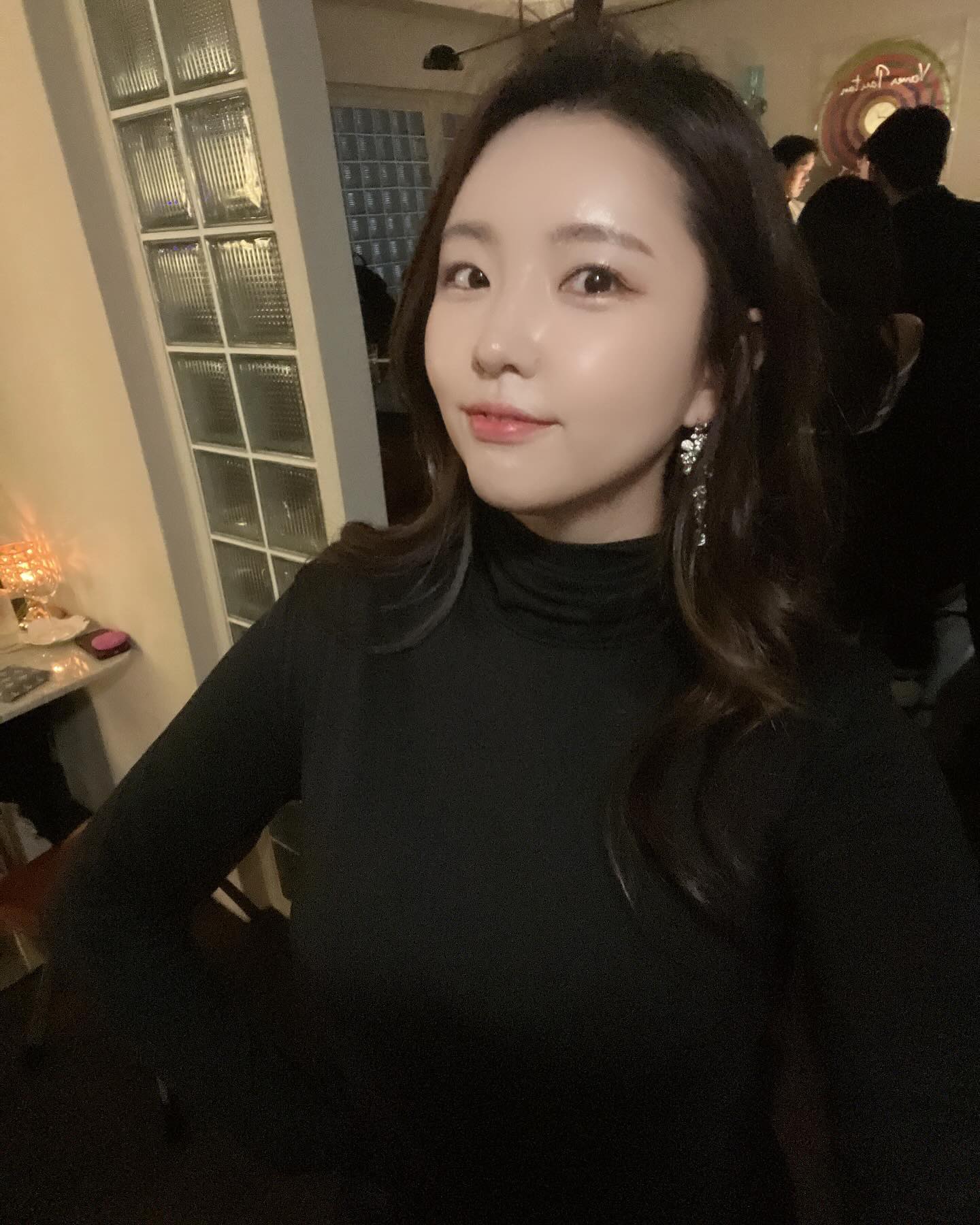 #연말파티 

재밋엇당 연말파티😜
#한달늦은 업뎃

#ootd #아듀2023 #올블랙