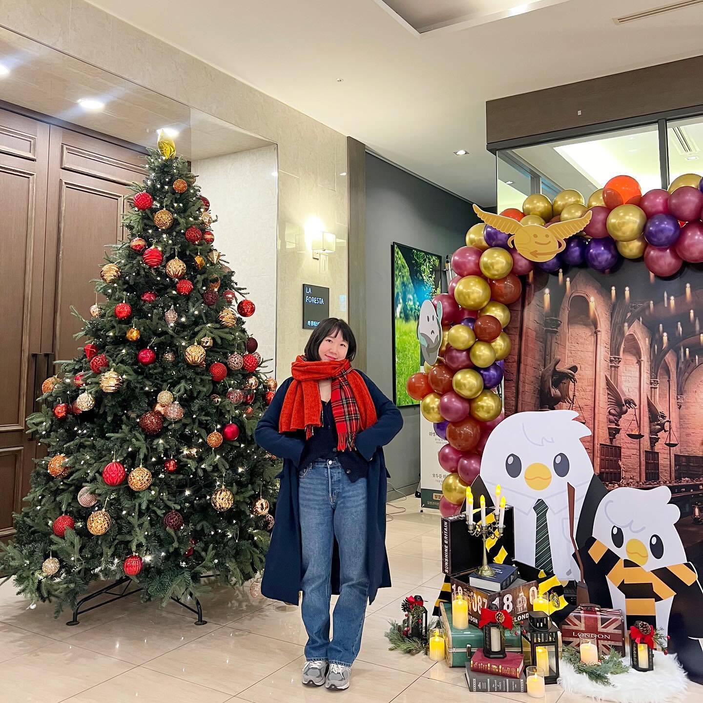 #볼륨업
-
오랜만에 문화생활했는데
너무 재밌고 난리❤️
행복했습니당

-
-
#뮤지컬 #뮤지컬추천 #크리스마스트리 #ootd