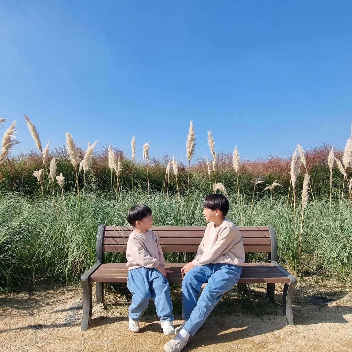 다섯살과 아홉살
.
.
#accountrunbymom