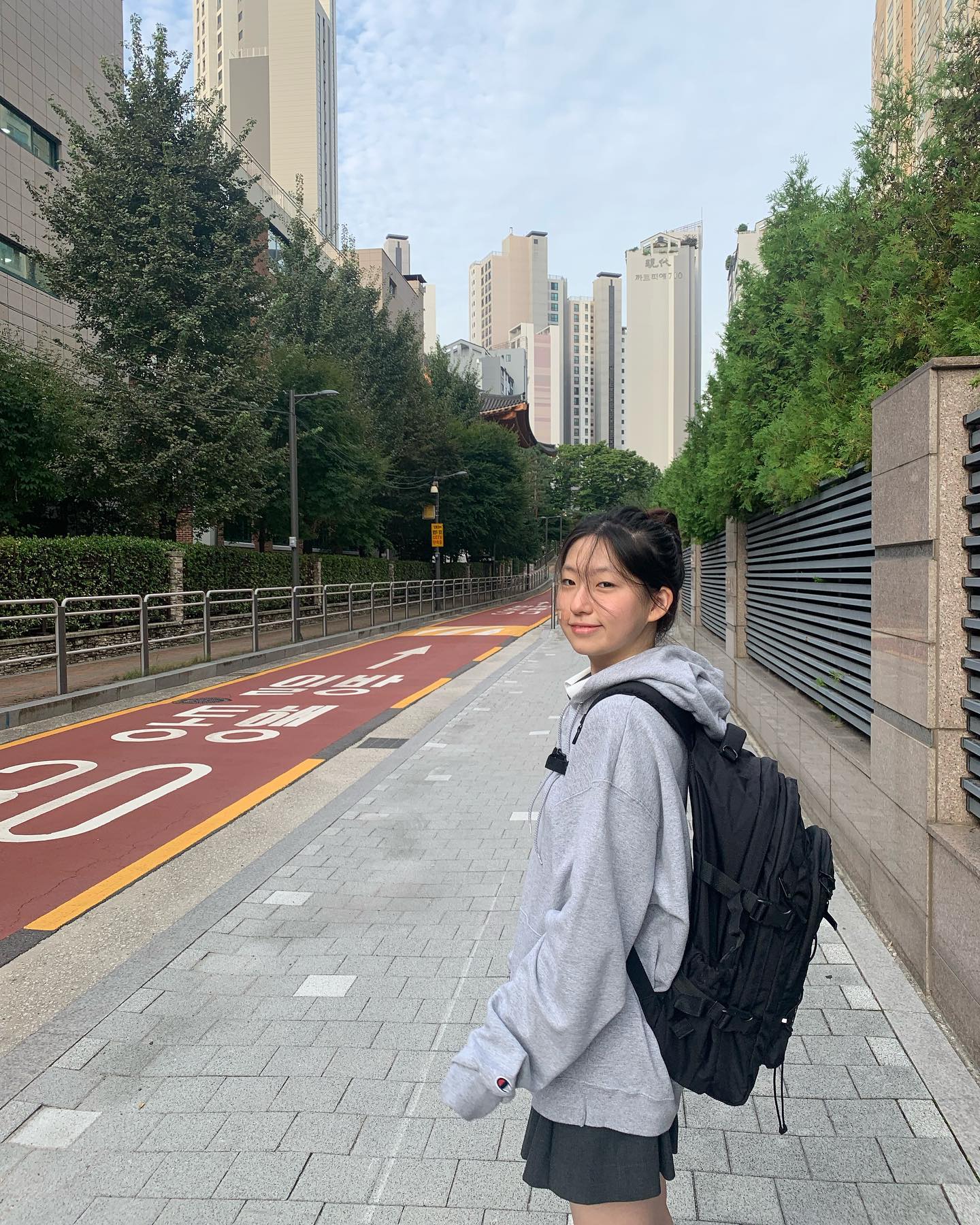 dinaient_ 

말해 모해? 믿고 메는 디나이언트잖아😏책에 노트북에 잔뜩 넣었는데도 어깨가 안뻐근하다구요🤓 완벽그잡채 🍝

#디나이언트 #백팩코디_디나이언트 #학생가방 #추천