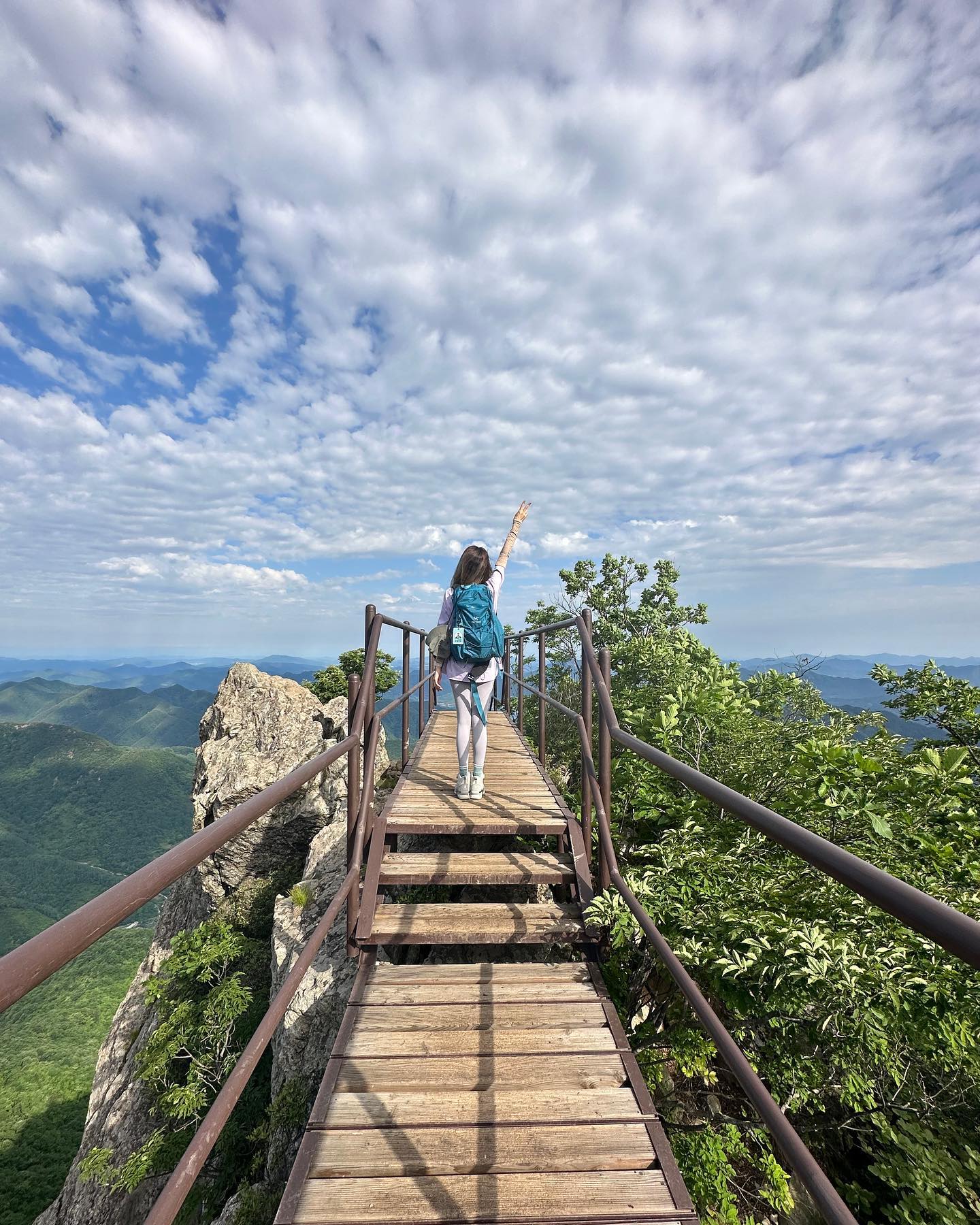어제자 #월악산 ⛰️
#하봉 #중봉 #영봉 찍고 원점회귀❤️