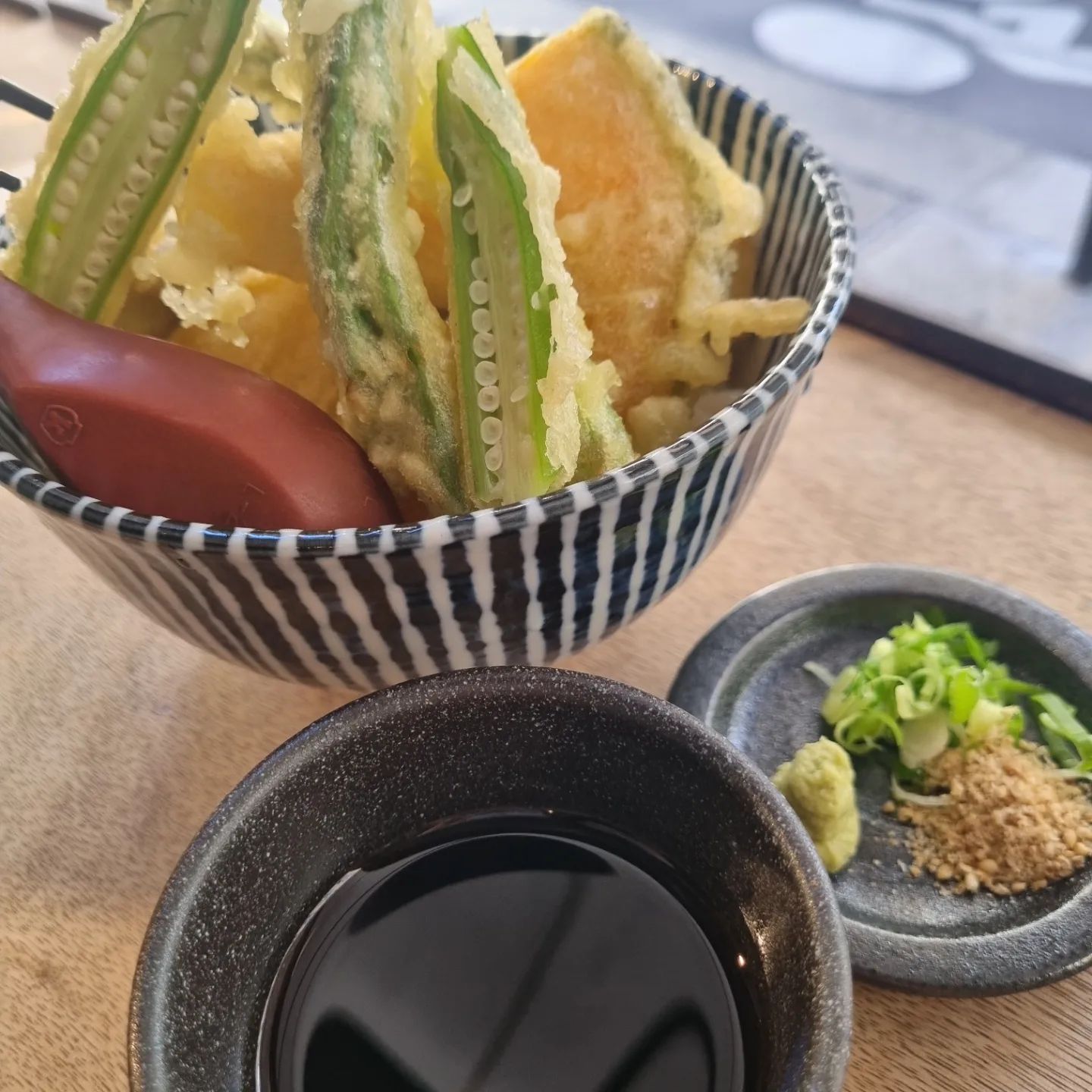 가까이 있을 때나, 멀리 있을 때나,
그저 기도만🙏
감기기운에 위경련까지 났었다는 딸이
오늘은 많이 보고 싶네😔

#파리사누키야 #울딸최애음식 #맛있긴한데🤔 #단무지도안주냐 #기도하다가 #떠오른생각 #고맙고기특하고 #자주적인 #박남매는 #잠시맡기신보물 #하나님선물🎁 #돈대신 #기도하는엄마🙏 
#추억꺼내보기📸 #항상기쁘고 #쉬지않고기도하고 #범사에감사하니 #바랄게없는삶 #너희도그러길
#재화보다귀한가치