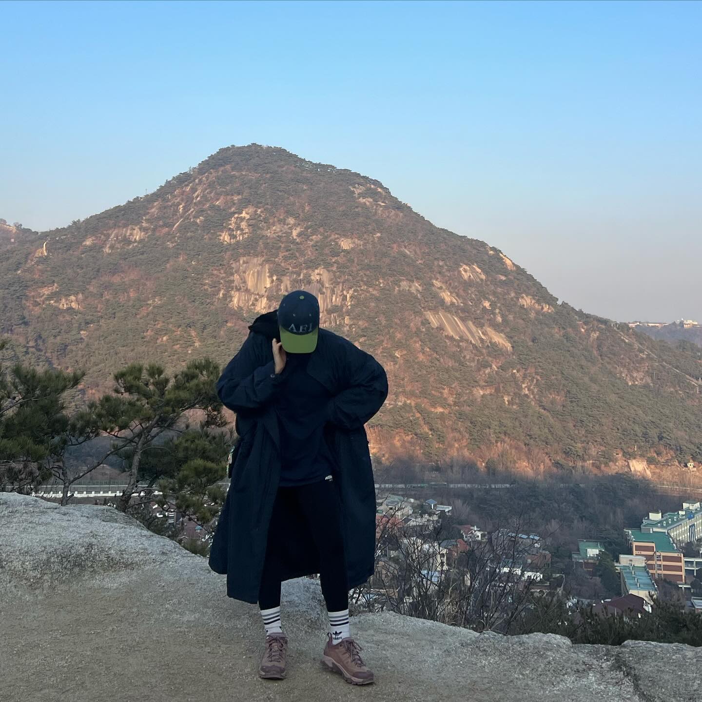 이번주 주말➰
이러다가 #등산스타그램 되것네~ 
물도 안가지고 갔는데 생각보다 힘들었음 

#인왕산정상 #인왕산등산