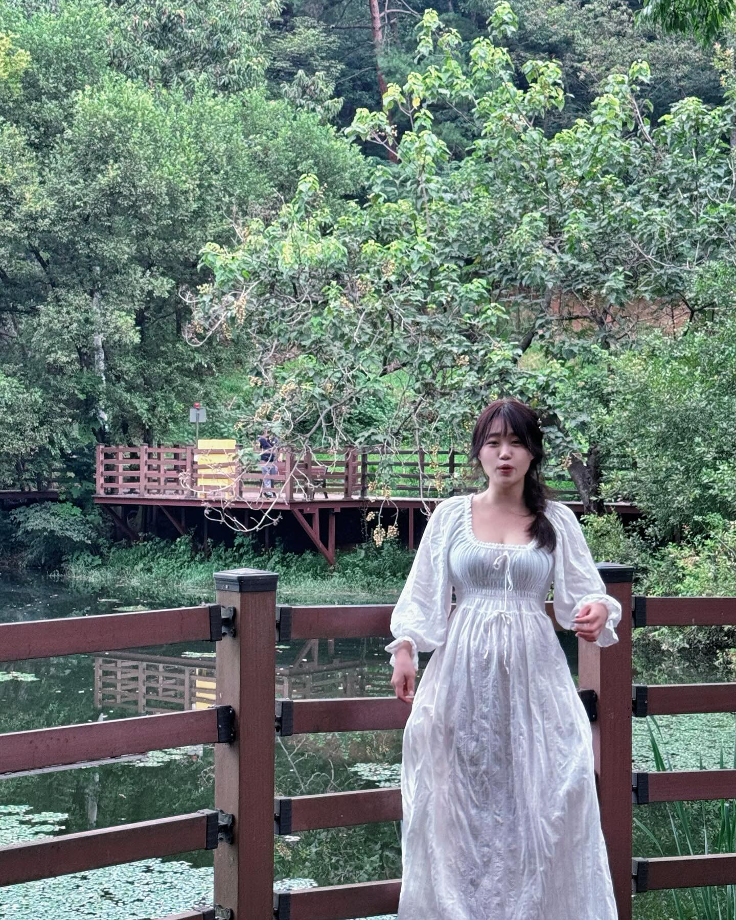 😯🌝

#뚝딱#여행#전주#소류지#시집도서관#인생사진