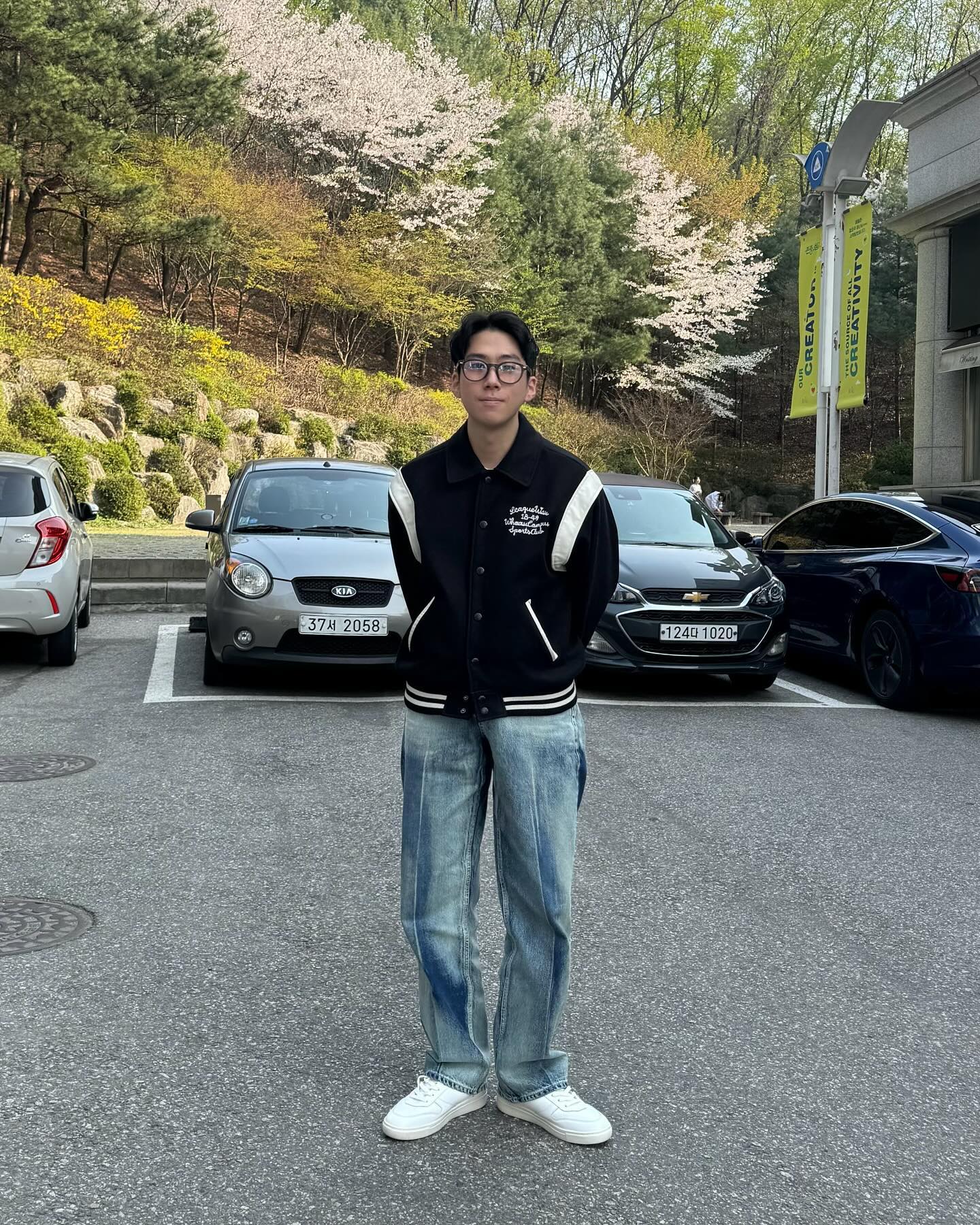 고급 가죽으로 만들어진 스니커즈.
stdupont_korea
#에스티듀퐁슈즈 #듀퐁슈즈 #STDupont #듀퐁