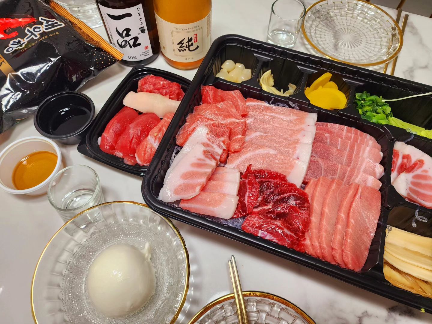 저번주 간단히 
한잔한 흔적들,,
몸이 맛이 갔으니
충전해야지😂🥲
생음식이 땡긴다,,🤤
.
.

#한잔의추억 
#간단히한잔
#홈술안주 
#참치참치
#날음식사랑
#김쉪요리꿀맛
#소고기찹찹