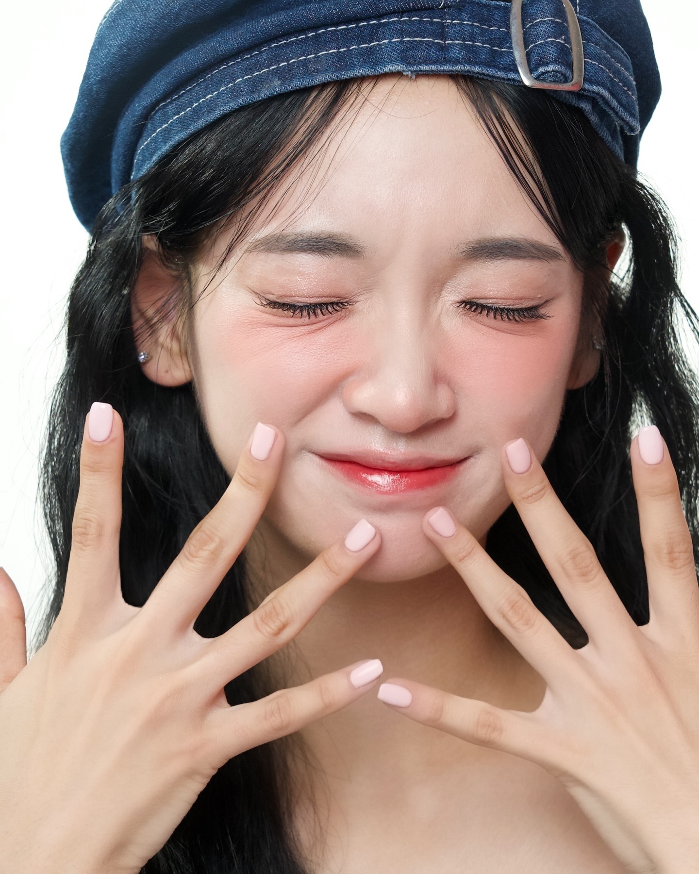 이제까지 나는 윙크 고수인줄 알았읍니다🤫
(근데 아니었음)
keeps_studio 
madeinhyeju