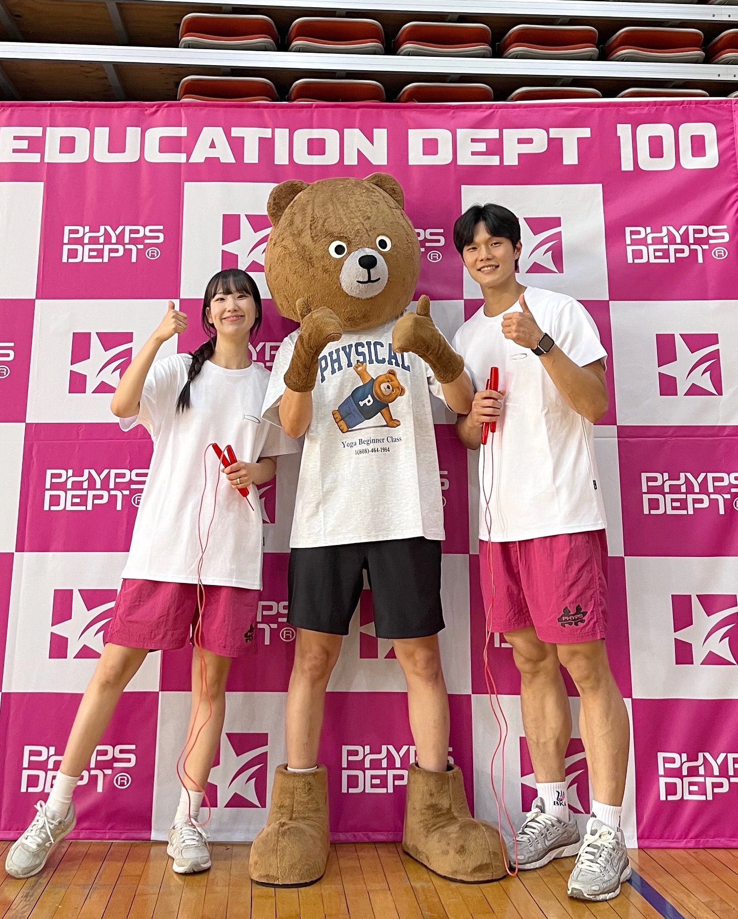 PHYPS 피지컬 에듀케이션 뎁트 100 줄넘기 대회 기록 📝

줄넘기도 하고 친구도 만들고 경품도 되고 김수열 선생님도 만나고 햅삐했던 하루였습니다아 - ! 줄넘기 대회에서 만난 친구들 또 보고싶다 ♥️

#핍스 #피지컬에듀케이션뎁트 #줄넘기대회 #줄넘기 #phyps #운동 #운동복 #커플룩 #커플코디 

전능하신 하나님이 네게 복을 주시어 네가 생육하고 번성하게 하여 네가 여러 족속을 이루게 하시고(창 28:3)