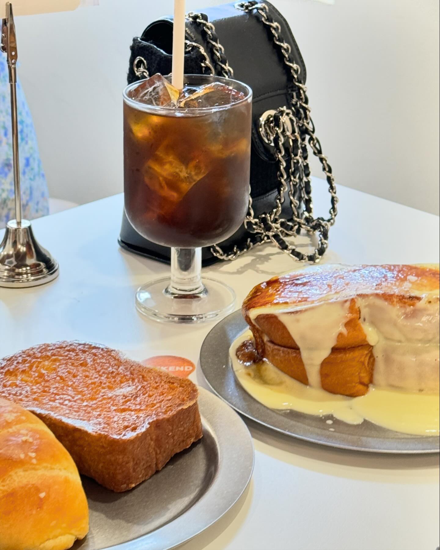 ⠀ 
인생 프토집 발견🍞
진짜 첫입 너무 감동적🥹 삼개월만 기다려 식단끝나구 다시 가주께!!!

⠀ 

⠀ 

⠀ 

⠀ 

#비캔드#beekend#망원카페#망원동빵집#프렌치토스트맛집