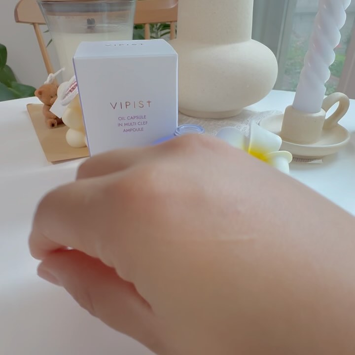 햇살이 점점 따가워지면서 없던 기미 생성 중.. ㅠㅠ
탄력, 미백, 영양 케어를 한번에 할 수 있는 앰플을 찾다가 유수분밸런스를 맞춰준다는 오일 앰플을 찾게되었어요!
여름에도 오일앰플을 바를 수 있다는 것을 알려준 제품입니당💕
전혀 끈적임 없이 촉촉해져서 은근히 건조한 속건조를 잡아주고 미백관리도 할수 있어서 굿굿!☺️✨

#바이피스트 #스피큘앰플 #스피큘세럼 #체험단