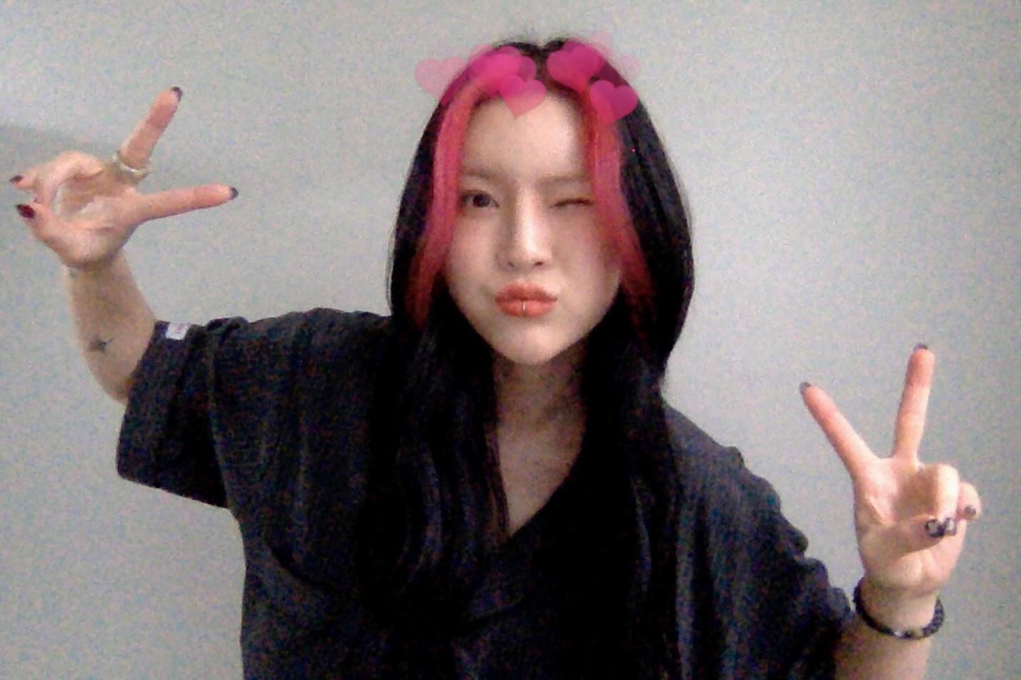 2023년의 마지막 머리다! 
2024년에도 잘 부탁해.. 잘 견뎌줘 머리야🖤
그리고.. 고마워...고생했어.....⭐️