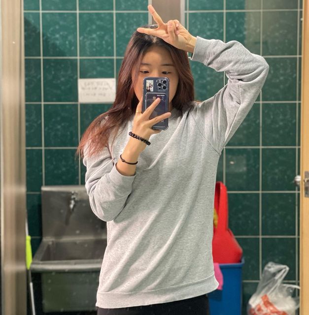 운동하는 김쮸 🇰🇷💪🏻 on Instagram: "#광고 미라클⭐️모닝 성공! 여러분 또 오랜만이네여 ㅎㅎ 요즘 왕창왕창 먹고 싶은거 적당히 다 먹는중입니당 흐흐 어제 산책하는데 친한 언니가 아