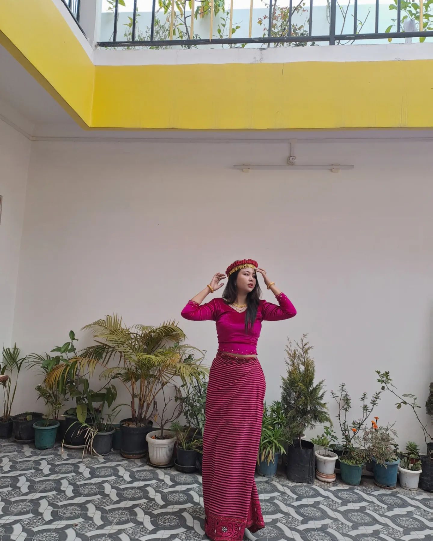 A traditional look that will never go out of style❤️‍🔥
.

.
.
.
.
.
#traditionalattire #weddingseason #northeast #northeastindia #fyp #explorepage #explore #manipurweddings