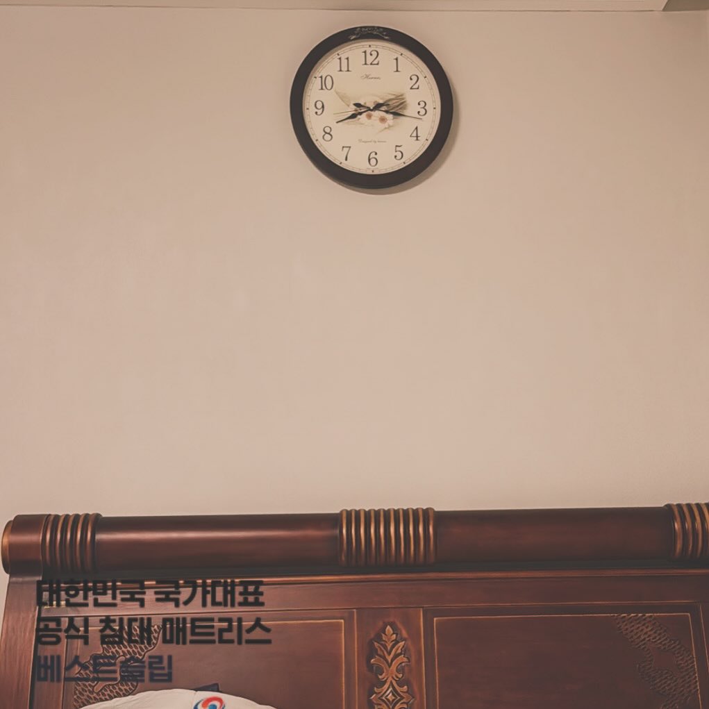 확실히 사람에게 중요한 건 의식주를 앞서 잠이다...!
하루의 컨디션 삶의 질을 좌우하는데에 굉장히 큰 영향을 미친다는 걸 날이 갈수록 뼈저리게 느끼는 중
원하는 목표를 위해 일찍 자고 일찍 일어나서 해내는 하루를 만들어보자!
꾸준한 루틴을 만들기 화이팅 내자신

#베스트슬립 #5성급호텔침대 #국가대표매트리스 #혼수침대 #손연재침대 bestsleep.official