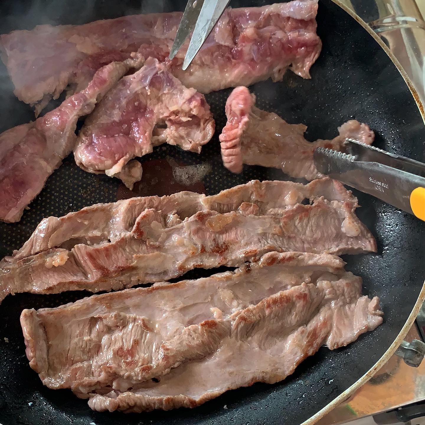 갈매기살 처음 먹어봤는데 이렇게 맛있을수가,,🤭