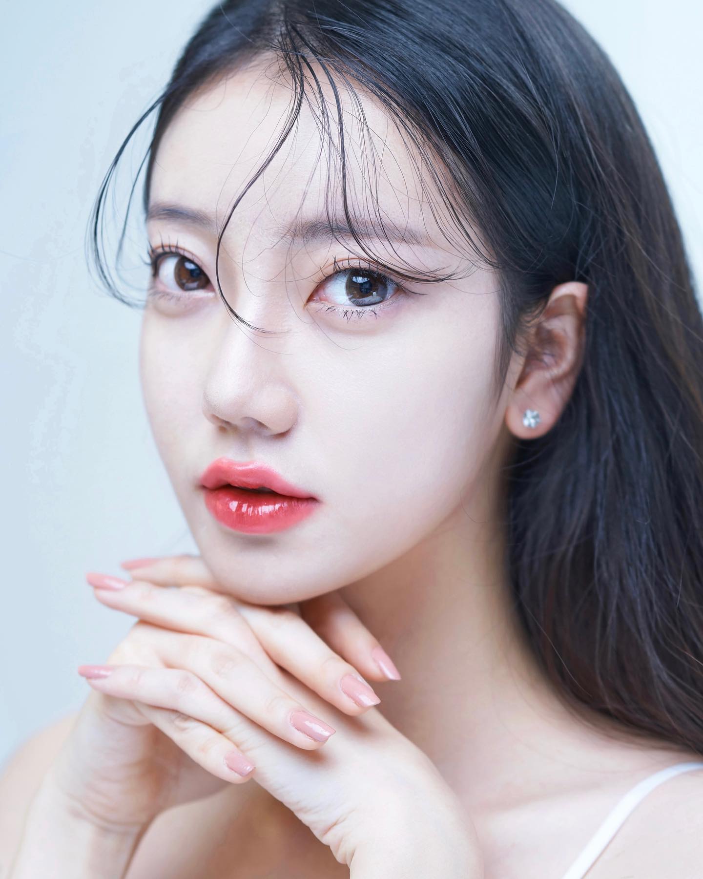 #협찬  헤어, 메이크업, 코디 선생님들 너무 잘해주시고 사진 작가님도 최고··🤍
금 손 선생님들만 모인 뷰티 촬영 맛집
베로스튜디오 감사합니다 :)
.
.
Studio by _vero_studio
Beauty by a.young.beauty