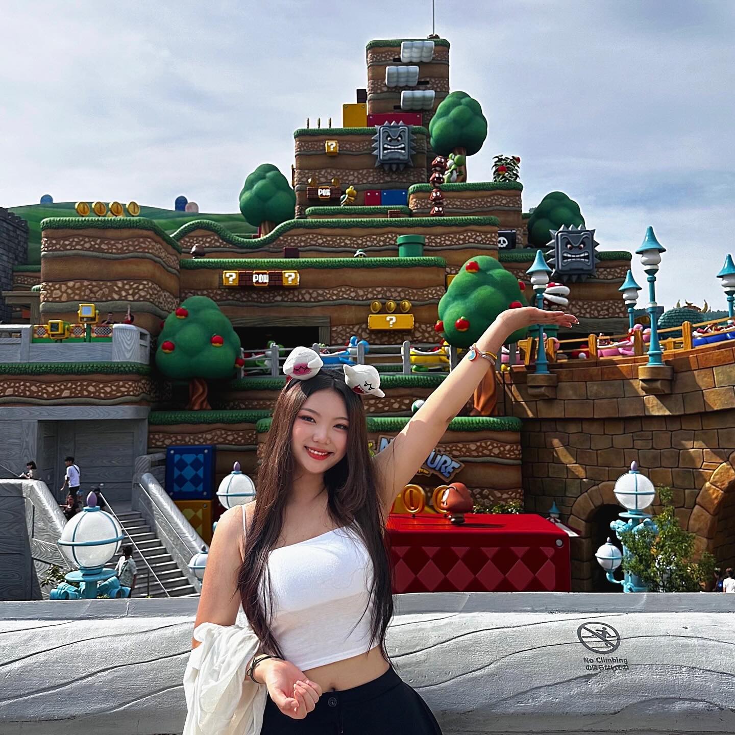 옆나라 피치공주 접선완료🌸
.
.
.
.
.
.
#일본 #일본여행 #유니버셜스튜디오재팬 #여행 #japan #universalstudios #trip #방학 #패션 #데일리 #여행스타그램 #fashion #日本 #ユニバーサルスタジオジャパン #ファッション #연예인 #마리오 #슈퍼마리오 #피치공주 #촬영 #체험 #mario #supermario #princess #공주