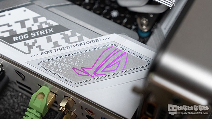 #ASUS #ROG #STRIX #B760G #GAMING #WIFI6E #코잇 #뚜비뚜비뚜뚜바 #idsam209

출처: https://idsam209.com/3039 

미니 케이스와 잘 어울리는 ASUS ROG STRIX B760-G GAMING WIFI 코잇 메인보드 한달 사용 후기입니다.
메인보드는 역시 ASUS !!