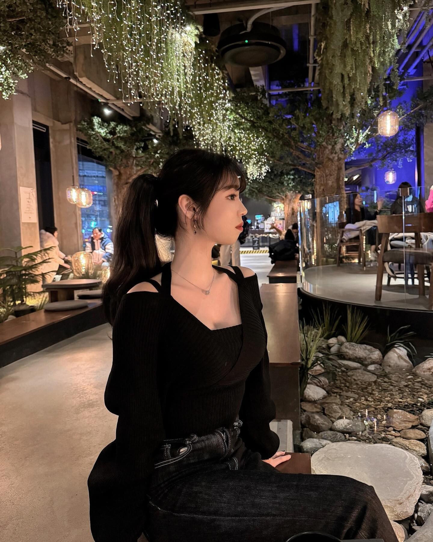 예쁜 곳에서 달달구리 먹으면서 주말 힐링하기 ..🖤 

옴뇸뇸 하도 먹고 다녀서 얼굴 살이 뽀잉 올랐는데 💦

키웰에서 승모근 순환관리 받으며 전체적인 얼굴 라인 정리하니까 후면도 자신있다 이거야 ✨🤍

keywellbp ✨ #키웰부평점