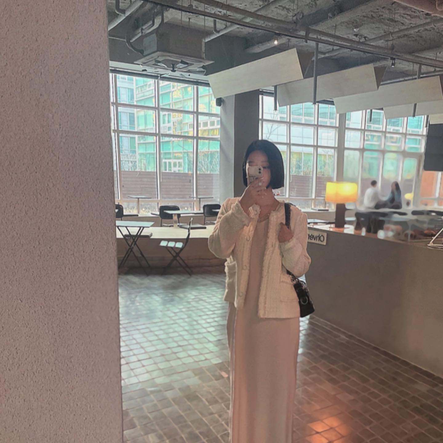 마음이 잔잔 ~ 한 요즘 🤫
저는 엄청 화려한 꽃구경 보다 
갑자기 지나가다 뜬금없이 있는 
#벚꽃 도 매력있게 보이더라구요🌸

+바인허브 에서 프로틴쉐이크 도 나왔어요 ㅎㅎ
바인허브 제품력 은 말모인거 아시죠~?!😘
이것두 조만간 소개드릴게요 !❤️

오늘도 예쁘게 알차게 보내세요🥰

+백화점입점 인증된 효소!! 
탄수화물 분해 에 집중된 #데이효소 공구 진행중🔛